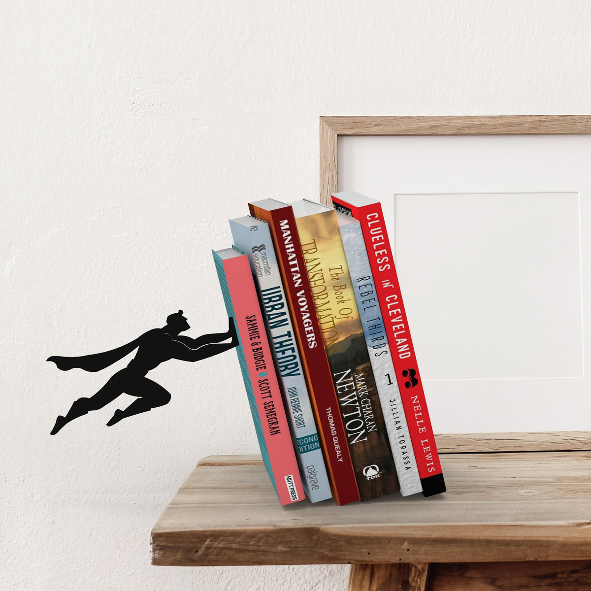 Uçan Kahraman Mıknatıslı Kitap Tutucu Dekor